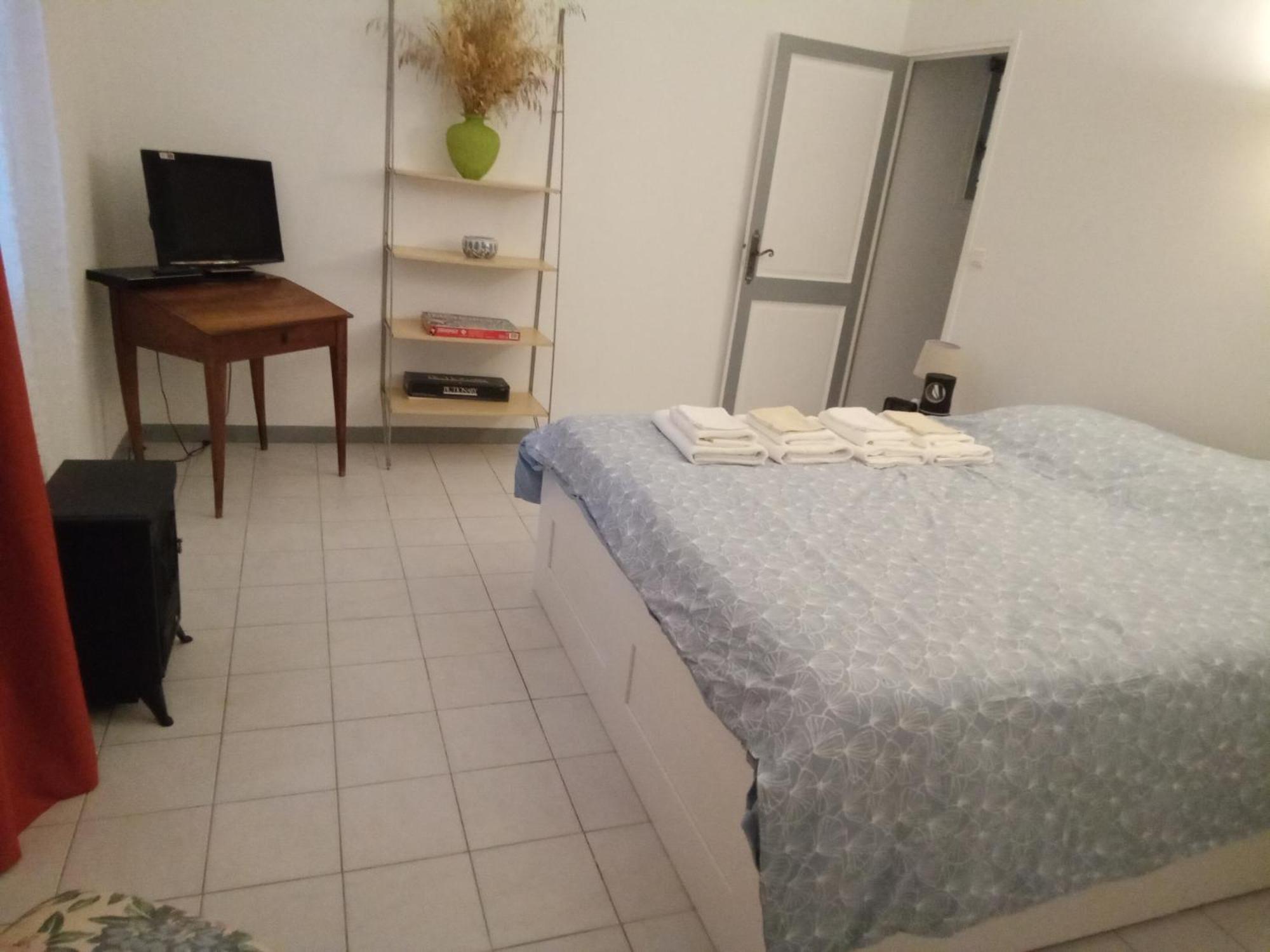 Holiday home Des Arnoux Dans La Vigne