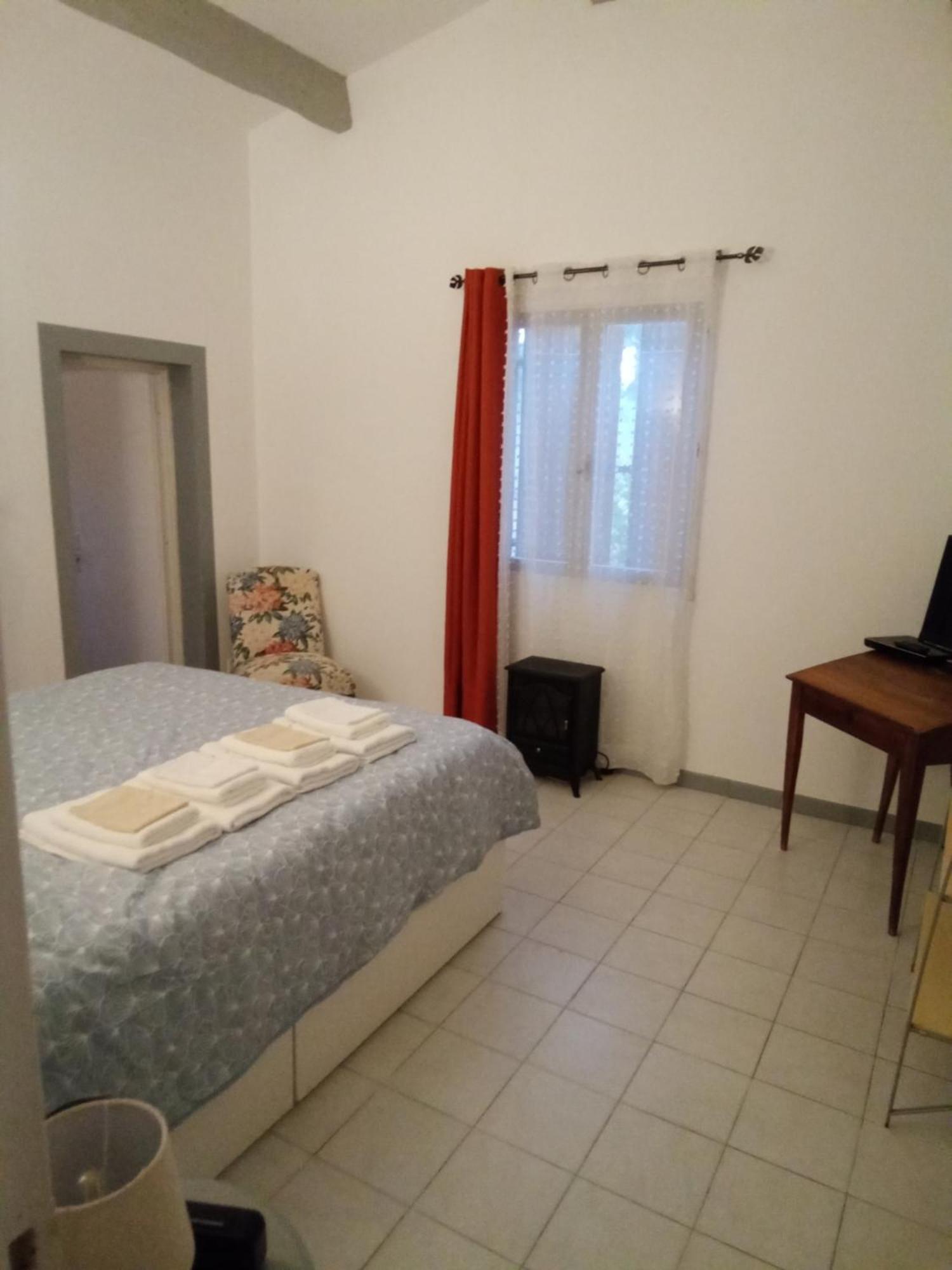 Des Arnoux Dans La Vigne Holiday home Draguignan